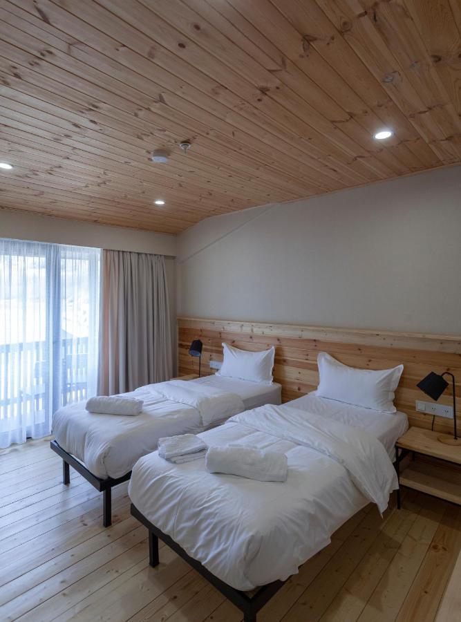 Hotel Lahili Mestia Extérieur photo