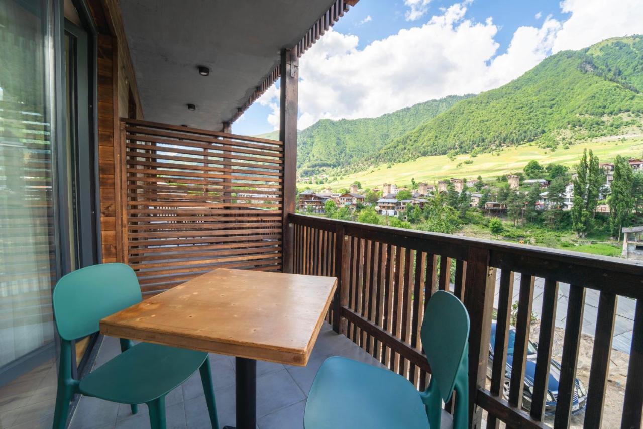 Hotel Lahili Mestia Extérieur photo